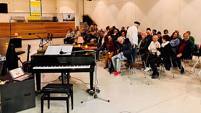 14. Schwaan singt - es ist großartig, wie schön mit euch der Campus klingt.